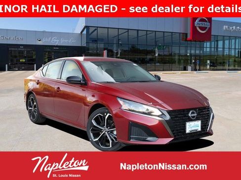 New 2025 Nissan Altima 2.5 SR w/ SR Premium Package image 1
