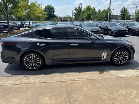 Used 2019 Kia Stinger Premium RWD image 6