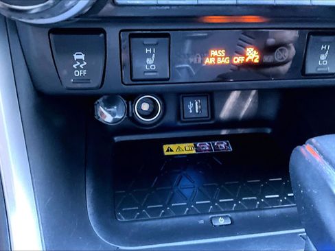Certified 2023 Toyota RAV4 XSE AWD/4WD image 33