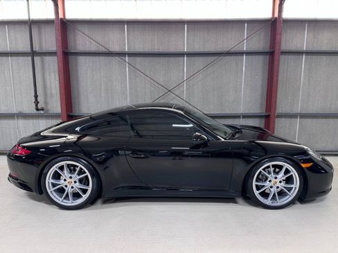 Used 2019 Porsche 911 Carrera image 33