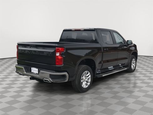 New 2026 Chevrolet Silverado 1500 LT w/ Z71 Off-Road Package AWD/4WD image 3