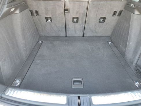 Used 2023 Porsche Macan S image 32