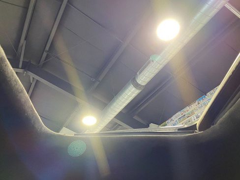 Used 2015 Chevrolet SS RWD image 26