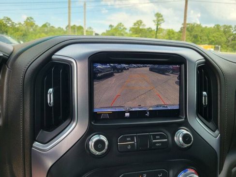 Used 2019 GMC Sierra 1500 SLT w/ SLT Premium Plus Package image 18