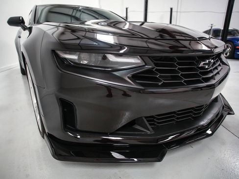 Used 2023 Chevrolet Camaro LT RWD image 11