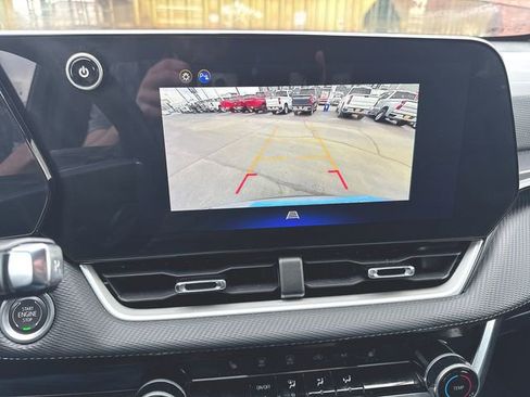 Certified 2025 Chevrolet Equinox LT image 14