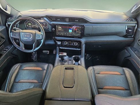 Used 2022 GMC Sierra 1500 AT4 w/ AT4 Premium Package image 16