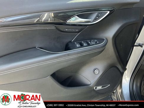 Certified 2022 Buick Envision Essence w/ Technology Package I FWD image 16