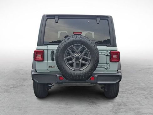 Used 2024 Jeep Wrangler Unlimited Sport AWD/4WD image 5