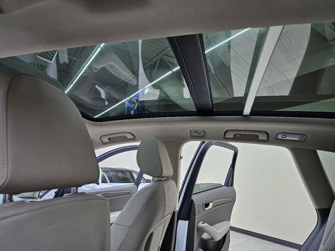 Used 2011 Audi Q5 3.2 Prestige AWD/4WD image 33