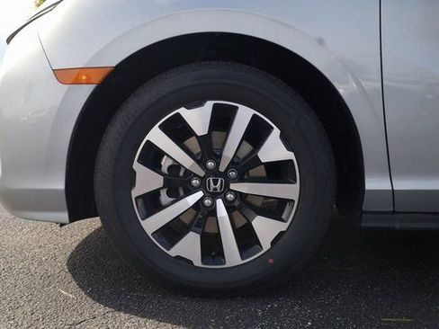 New 2026 Honda Odyssey EX-L image 7