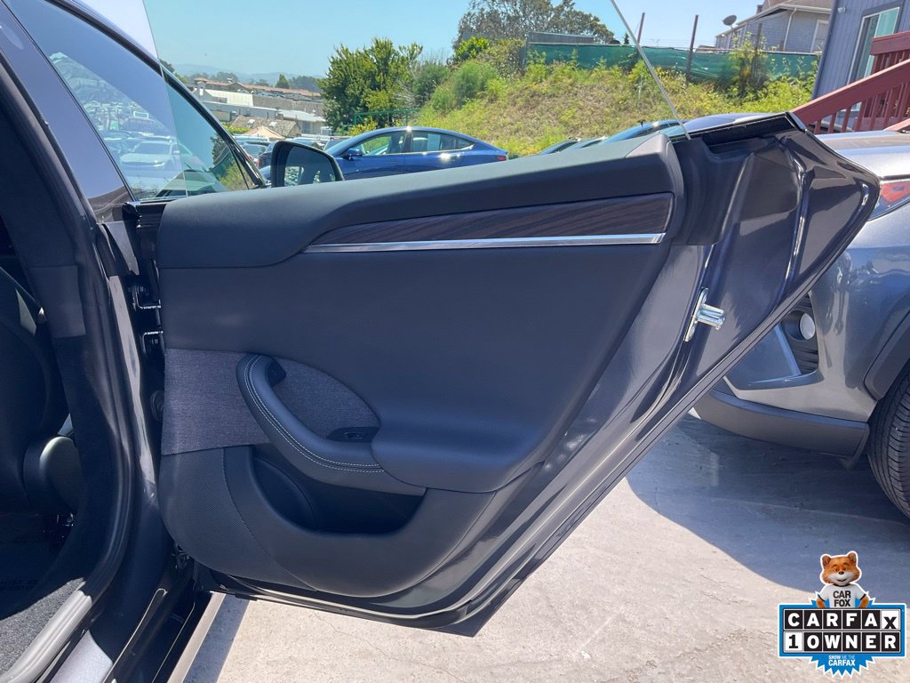 Used 2022 Tesla Model S AWD/4WD image 64