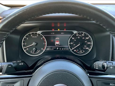 Used 2023 Nissan Rogue SL w/ SL Premium Package FWD image 26
