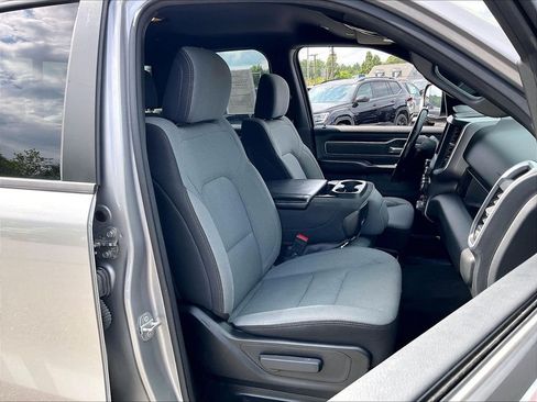 Used 2022 RAM 1500 Big Horn AWD/4WD image 10