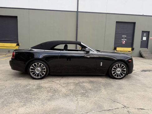Used 2018 Rolls-Royce Dawn image 58