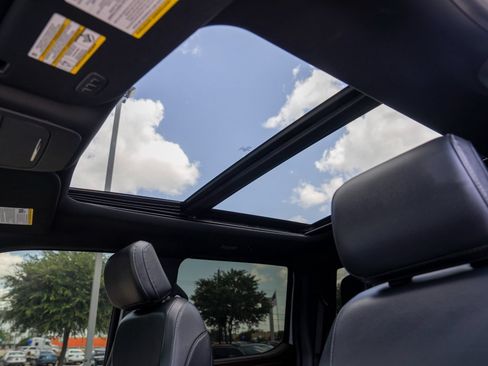 Used 2023 Ford F150 Lariat AWD/4WD image 13