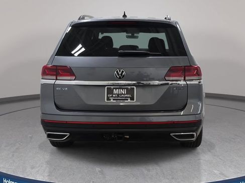 Used 2023 Volkswagen Atlas SE w/ Black Wheel Package AWD/4WD image 7