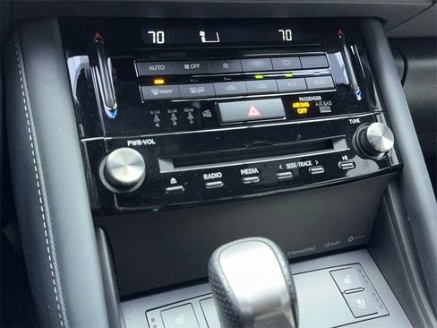 Used 2022 Lexus IS 350 F Sport image 26