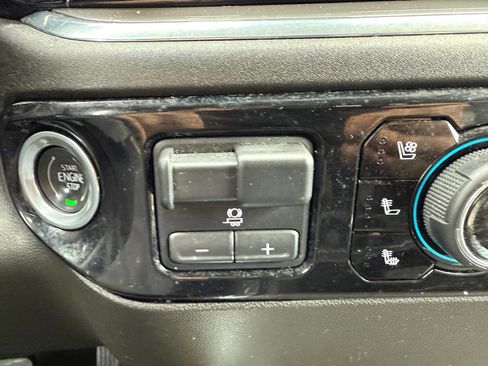 Certified 2024 Chevrolet Silverado 2500 High Country w/ Technology Package AWD/4WD image 29
