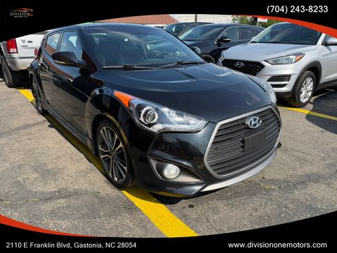 Used 2016 Hyundai Veloster Turbo w/ Option Group 04 FWD image 7
