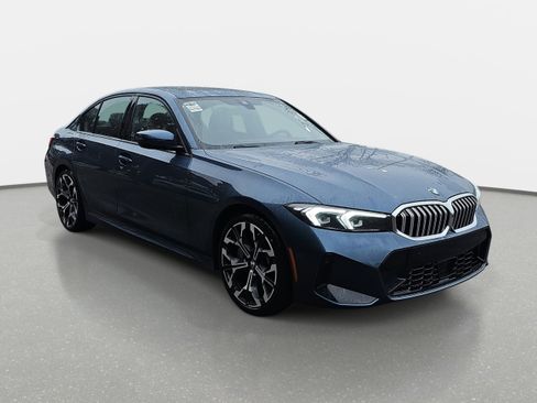 New 2026 BMW 330i Sedan w/ M Sport Package image 3