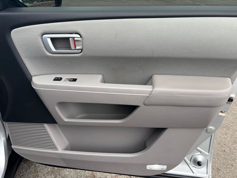 Used 2013 Honda Pilot LX image 21