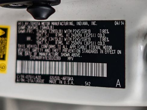 Used 2014 Toyota Highlander Limited w/ Driver Technology Package image 27