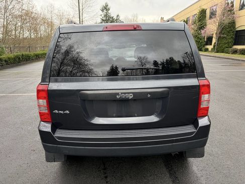 Used 2016 Jeep Patriot Sport image 6