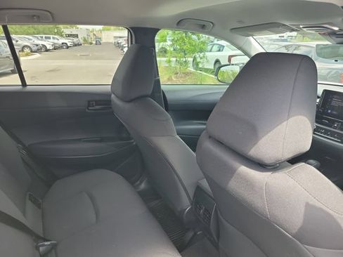 Used 2026 Toyota Corolla Cross LE FWD image 31