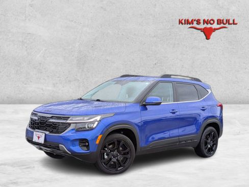 Used 2025 Kia Seltos X-Line AWD/4WD image 1