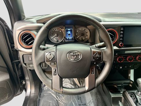 Used 2023 Toyota Tacoma TRD Sport w/ Advanced Technology Package AWD/4WD image 11