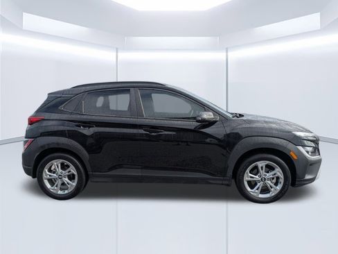 Certified 2023 Hyundai Kona SEL w/ Convenience Package image 3