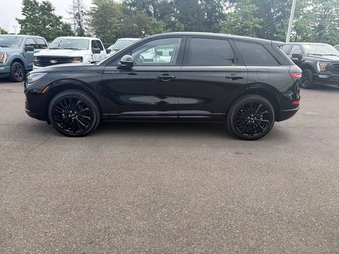 Certified 2024 Lincoln Corsair AWD w/ Equipment Group 101A image 2