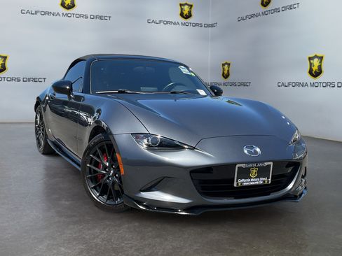 Used 2016 MAZDA MX-5 Miata Club w/ Brembo/BBS Package RWD image 3