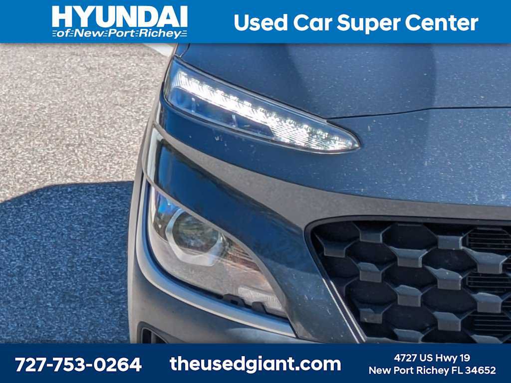 Used 2022 Hyundai Kona SE FWD image 9