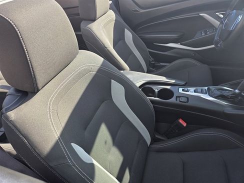 Used 2020 Chevrolet Camaro LT image 11