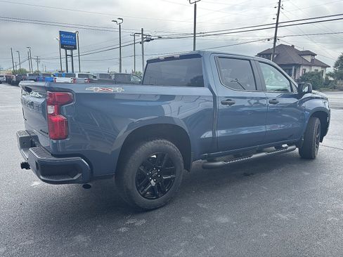 Used 2024 Chevrolet Silverado 1500 Custom AWD/4WD image 3