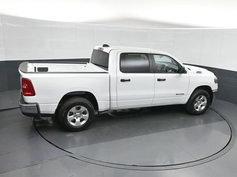 New 2026 RAM 1500 4x4 Crew Cab image 34
