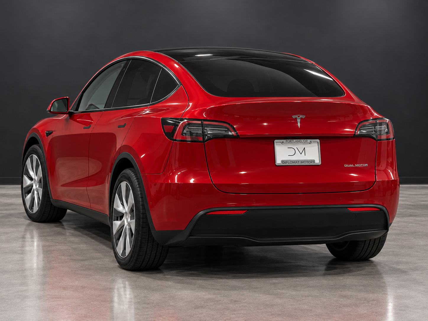 Used 2023 Tesla Model Y Long Range AWD/4WD image 3