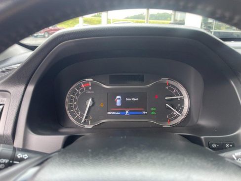 Used 2018 Honda Pilot Touring image 31