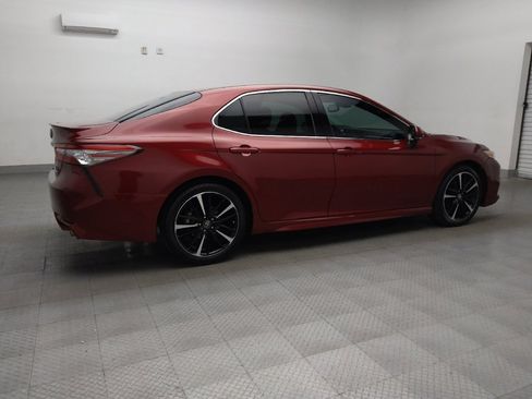 Used 2018 Toyota Camry XSE image 10