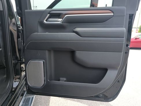 Used 2025 GMC Sierra 2500 Denali AWD/4WD image 30