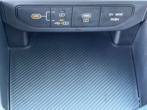 Certified 2025 Kia K4 FWD image 27