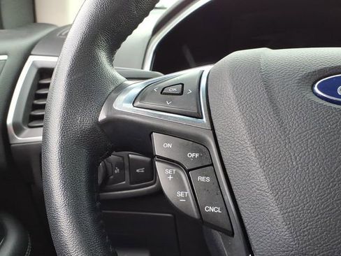 Used 2017 Ford Edge Titanium w/ Equipment Group 301A AWD/4WD image 23