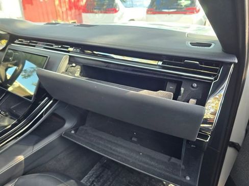 Used 2024 Land Rover Range Rover Sport Dynamic SE AWD/4WD image 32