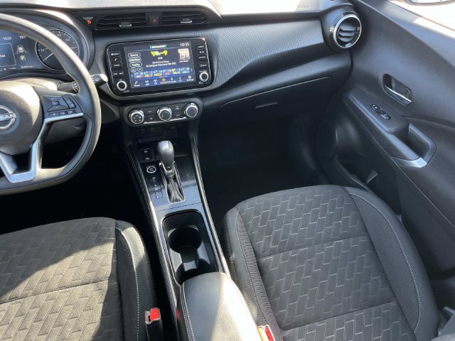 Used 2024 Nissan Kicks SV w/ Exterior Package FWD image 16