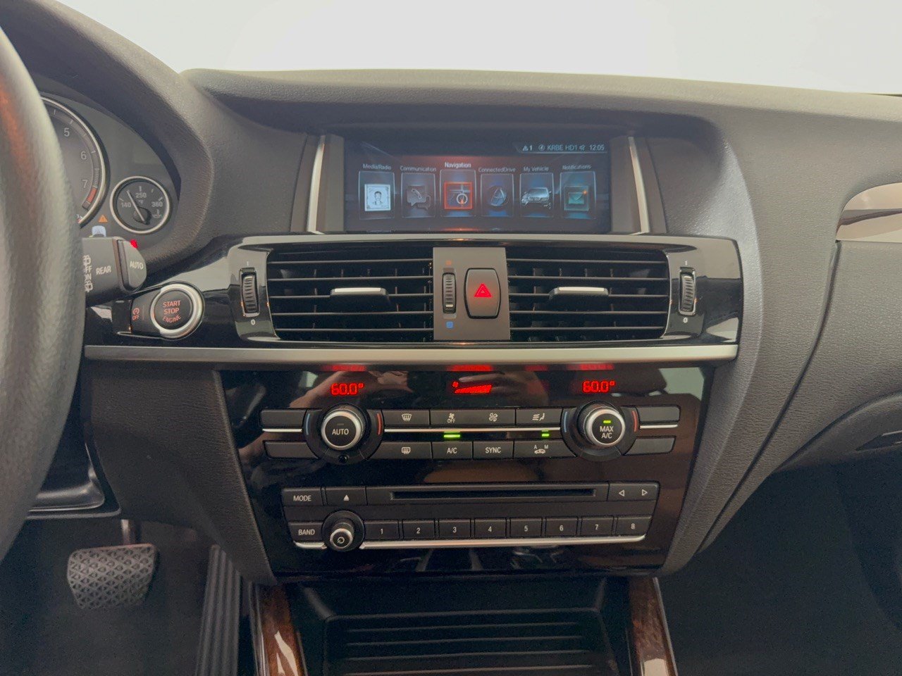 Used 2017 BMW X3 sDrive28i RWD image 22