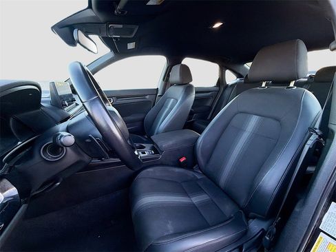 Used 2023 Honda Civic Sport image 19