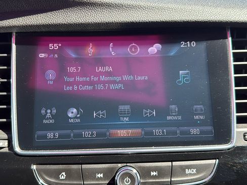 Used 2018 Buick Encore Essence AWD/4WD image 18