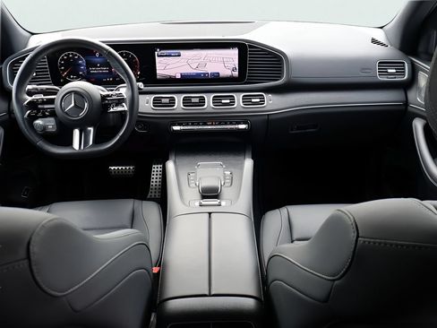 Certified 2025 Mercedes-Benz GLS 450 4MATIC image 16